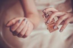 Fragrance Market Personalized Scent Creation Technologies Enhancing Customer Loyalty and Brand Differentiation