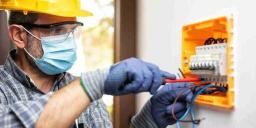  Wiring Safety: Electrician Rubber Gloves Market to Reach $3.9 Billion by 2032, Growing at 3.48% CAGR